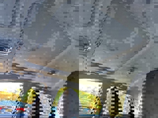 Certified 2023 Hyundai Elantra Limited w/ Preferred Accessory Package image 29