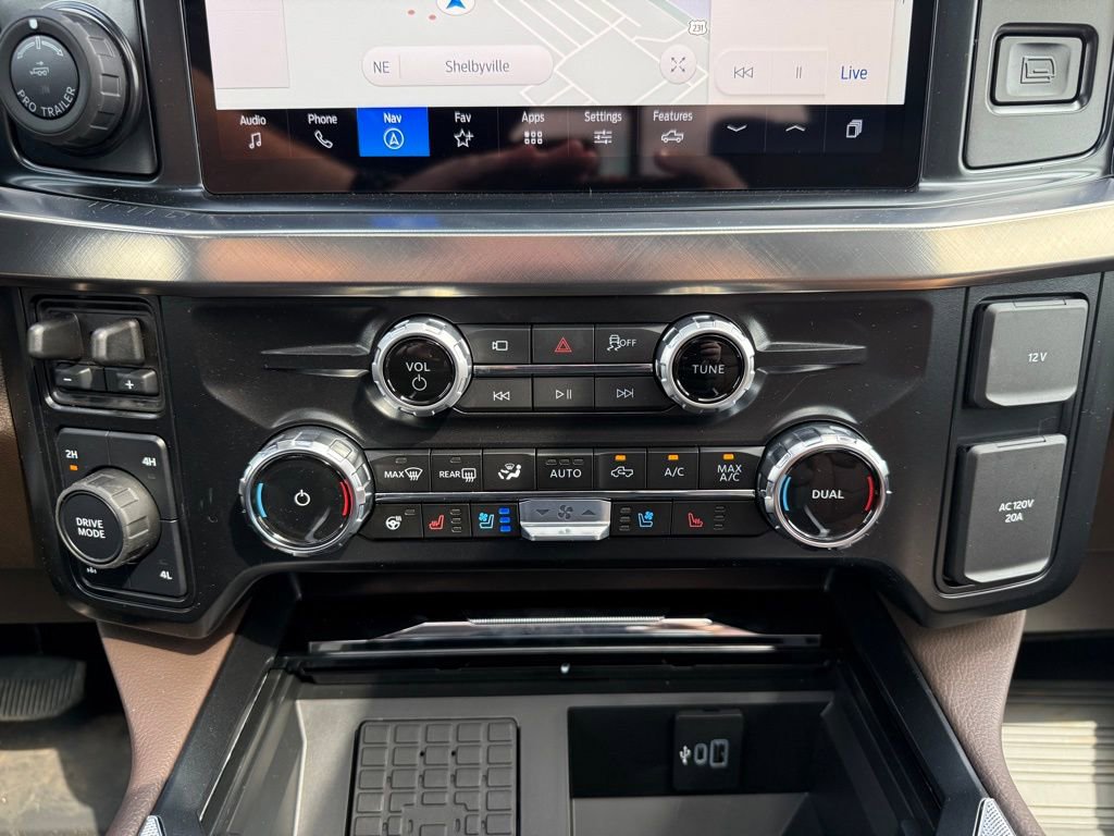 New 2026 Ford F250 King Ranch w/ Chrome Package image 29
