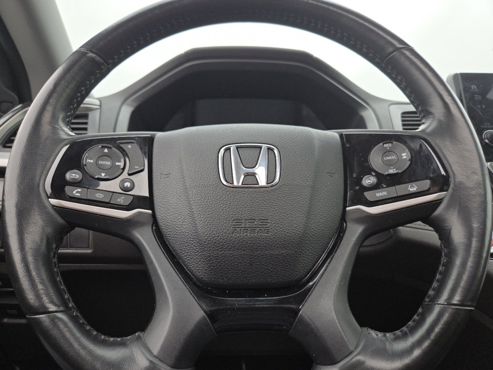 Used 2018 Honda Odyssey Elite image 31