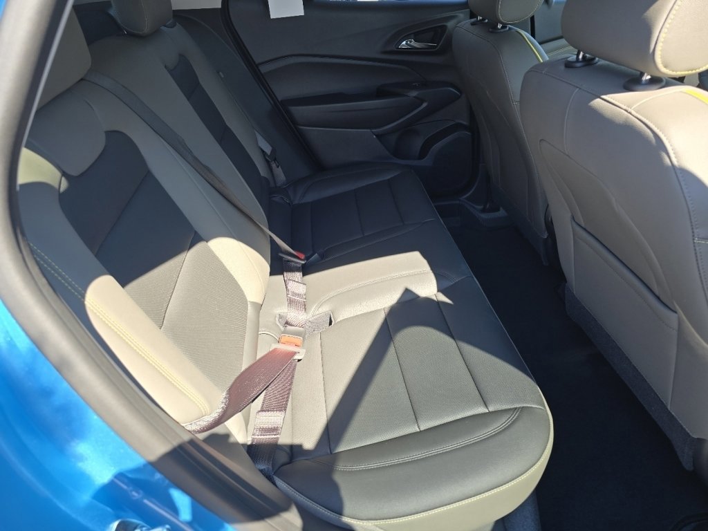 New 2026 Chevrolet Trax ACTIV w/ Driver Confidence Package FWD image 12