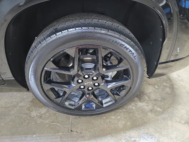 Used 2024 Chevrolet Traverse RS w/ LPO, Floor Liner Package AWD/4WD image 35