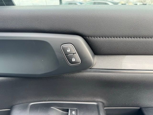 New 2025 Ford Ranger Lariat w/ Black Appearance Package image 34