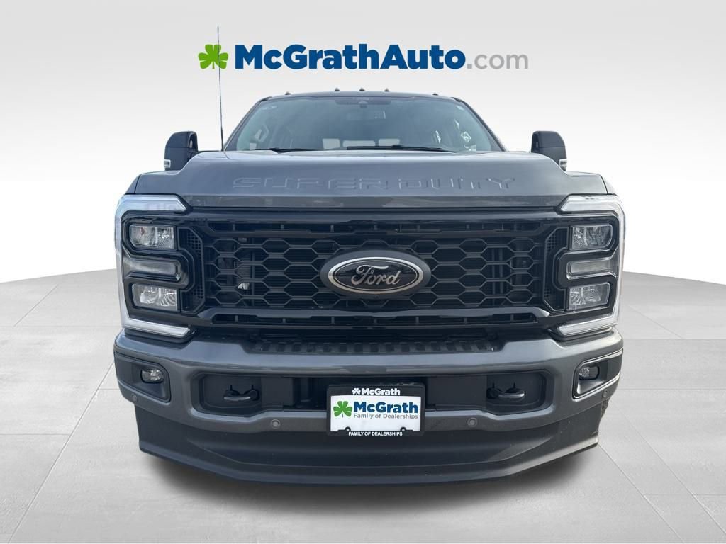 New 2026 Ford F250 Lariat w/ Black Appearance Package image 7