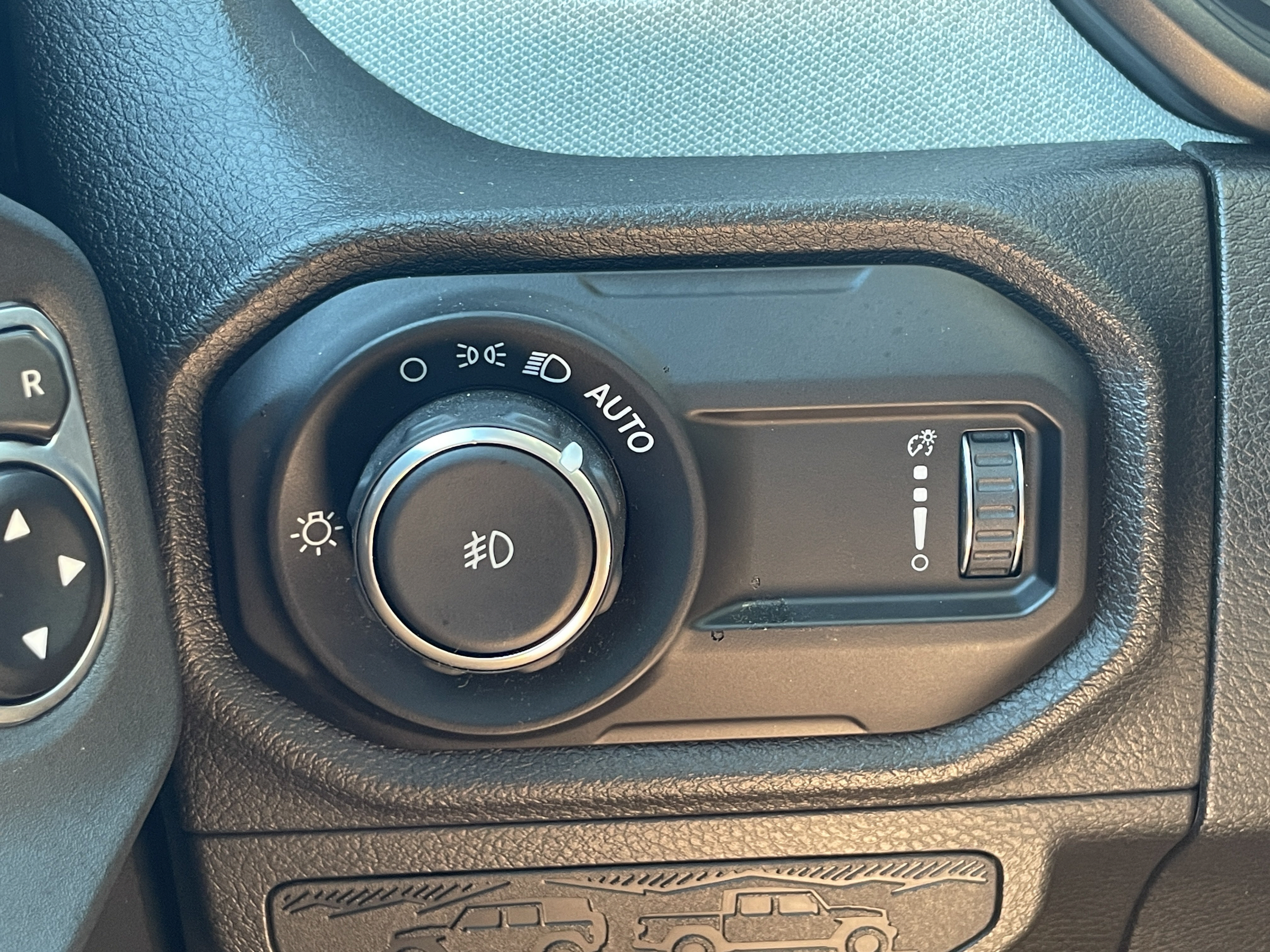 Used 2024 Jeep Wrangler Unlimited Sport AWD/4WD image 26