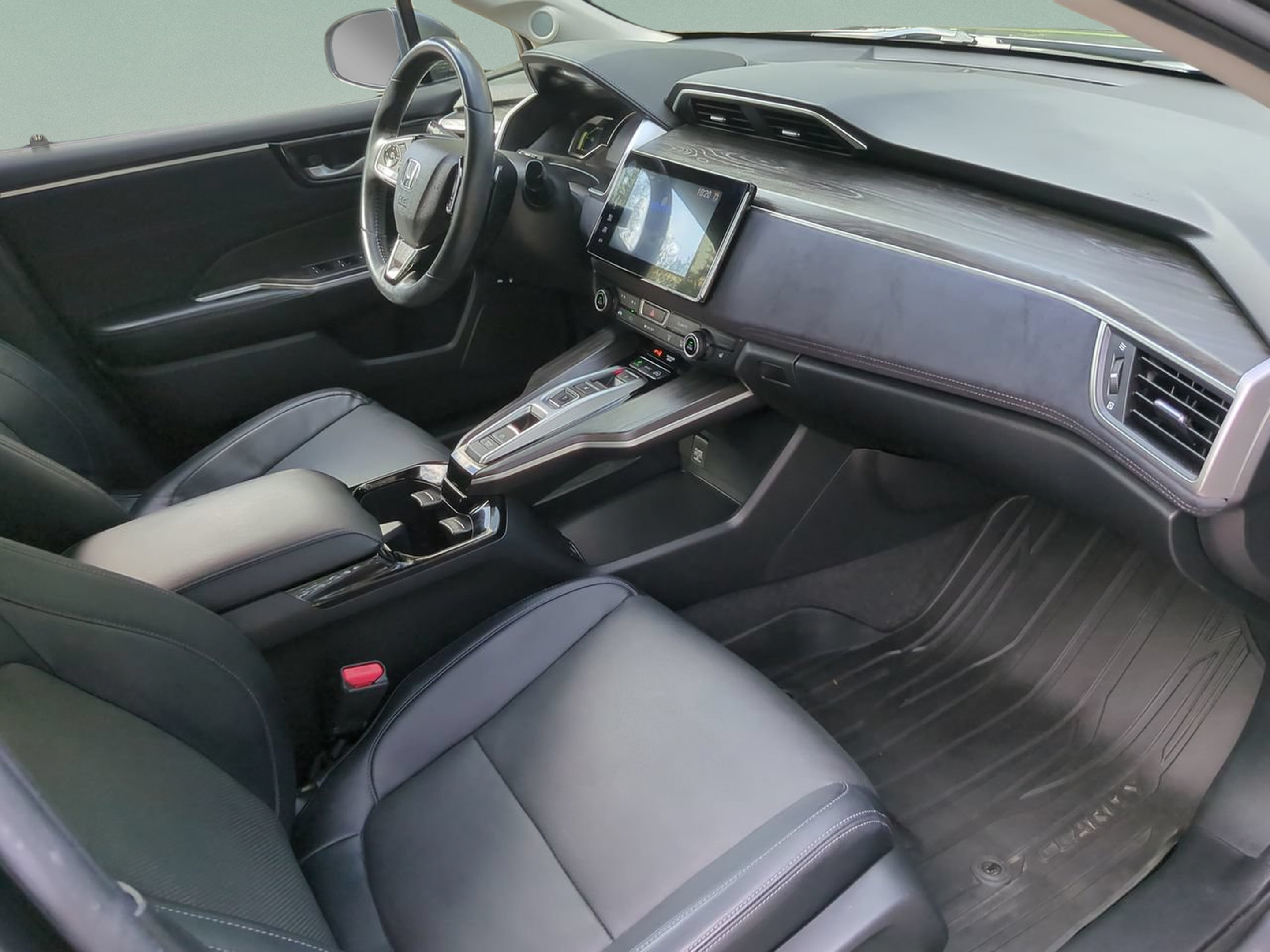 Certified 2018 Honda Clarity Touring image 19