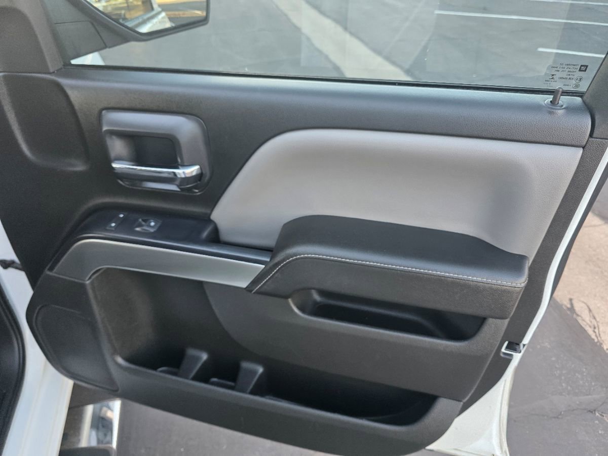 Used 2018 Chevrolet Silverado 1500 LT w/ LT Eassist Package image 34