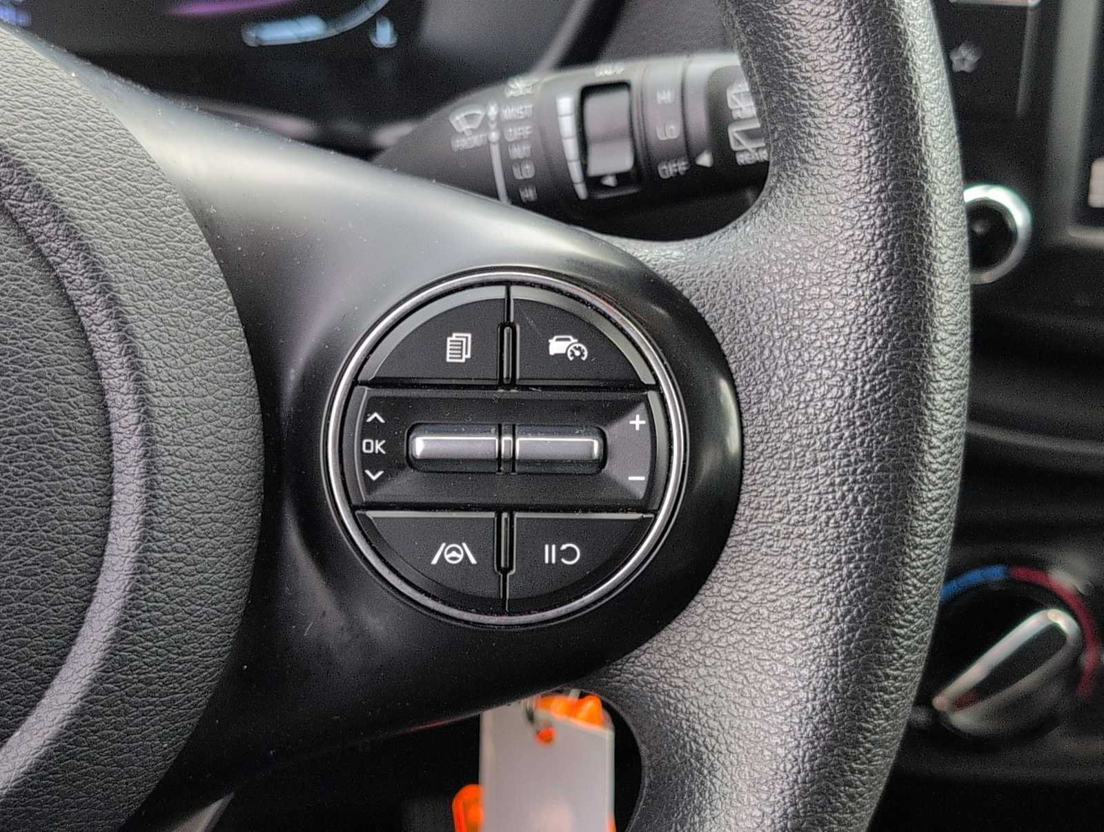 Used 2024 Kia Soul LX w/ Option Group 015 FWD image 23