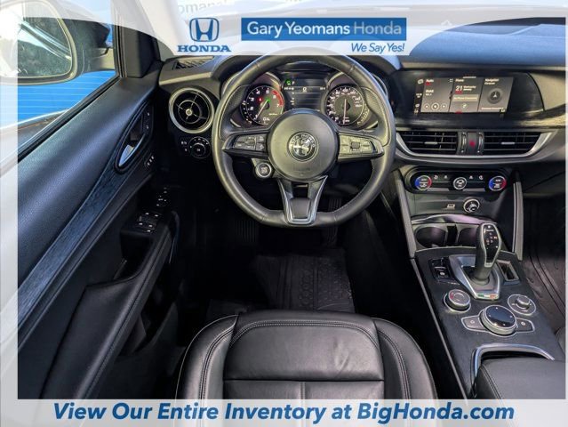 Used 2020 Alfa Romeo Stelvio Sport w/ Quick Order Package 22K Sport image 14