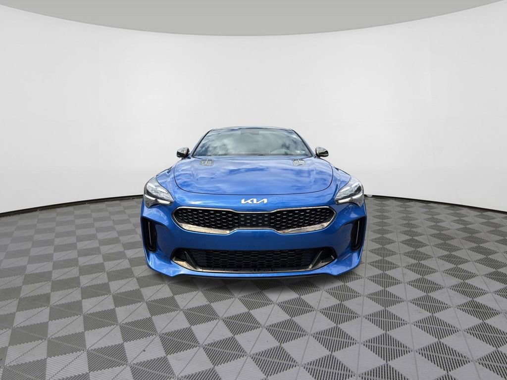 Used 2022 Kia Stinger GT1 AWD/4WD image 2