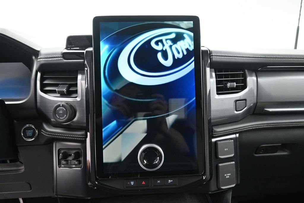 Used 2023 Ford F150 Lightning Platinum AWD/4WD image 15