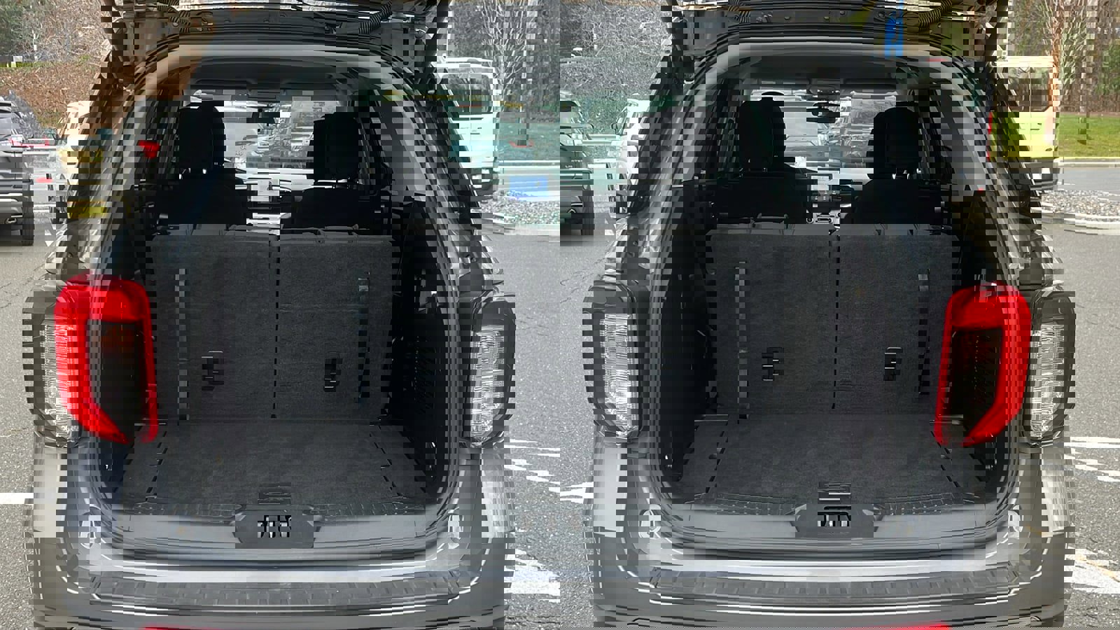 Used 2021 Ford Explorer XLT image 26