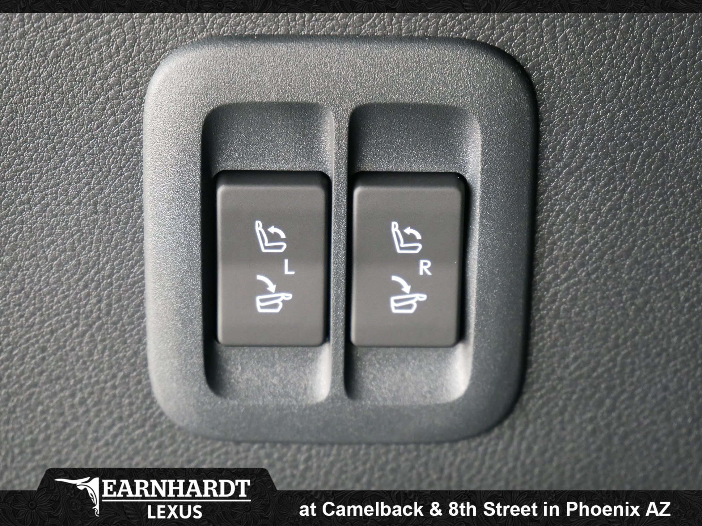 New 2026 Lexus TX 500h AWD w/ Technology Package image 19