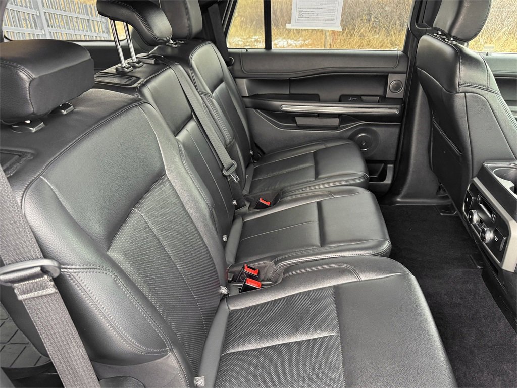 Used 2019 Ford Expedition XLT w/ Equipment Group 202A image 27