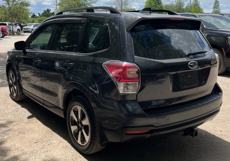 Used 2017 Subaru Forester 2.5i Limited w/ Popular Package #2 AWD/4WD image 5