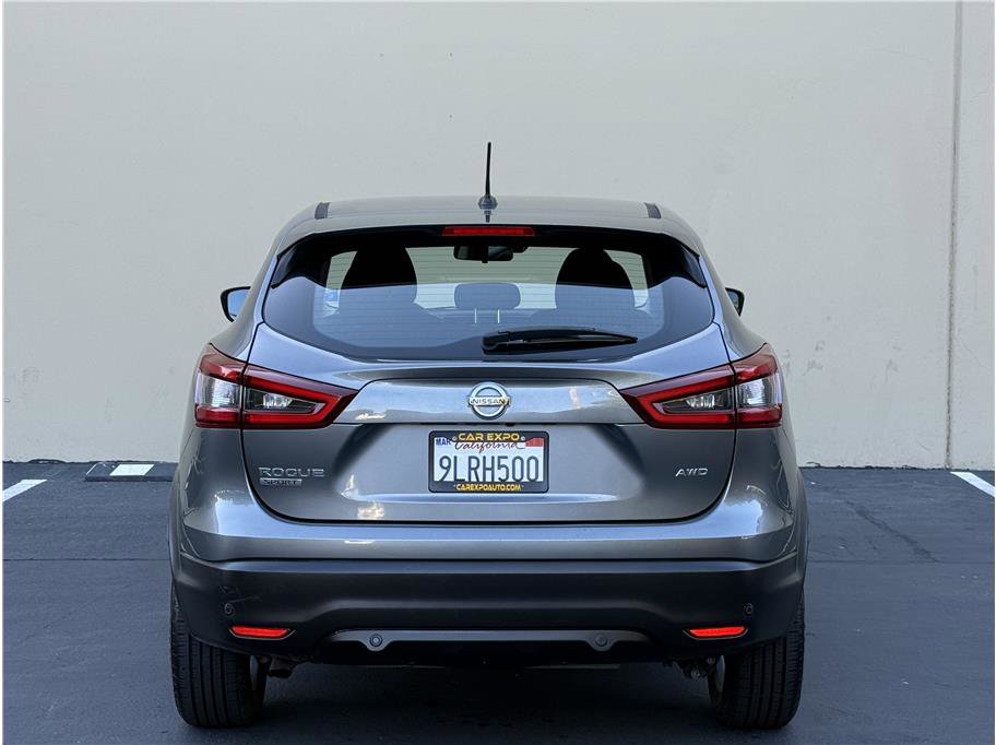 Used 2021 Nissan Rogue Sport S image 45