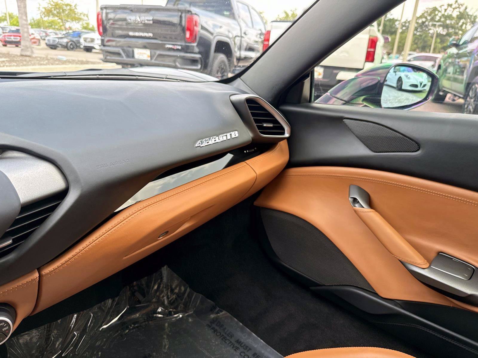 Used 2017 Ferrari 488 GTB RWD image 19