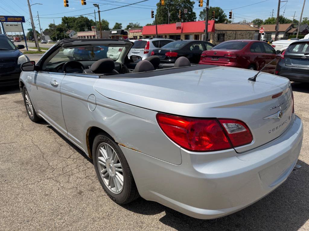Used 2009 Chrysler Sebring LX w/ Convenience Group FWD image 9