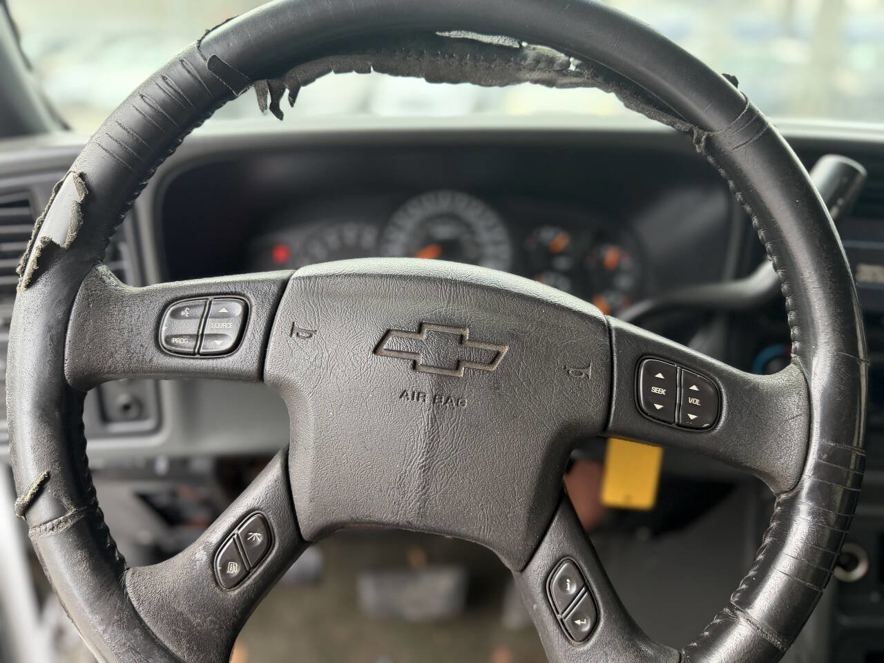 Used 2006 Chevrolet Silverado 1500 LT w/ Onstar Plus Package image 13