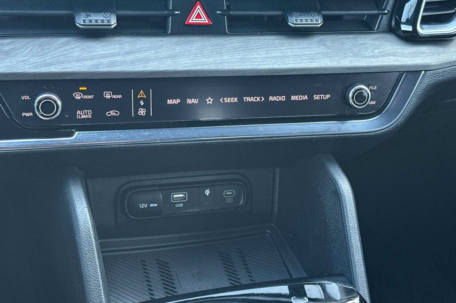 Used 2024 Kia Sportage X-Line w/ X-Line Premium Package image 21