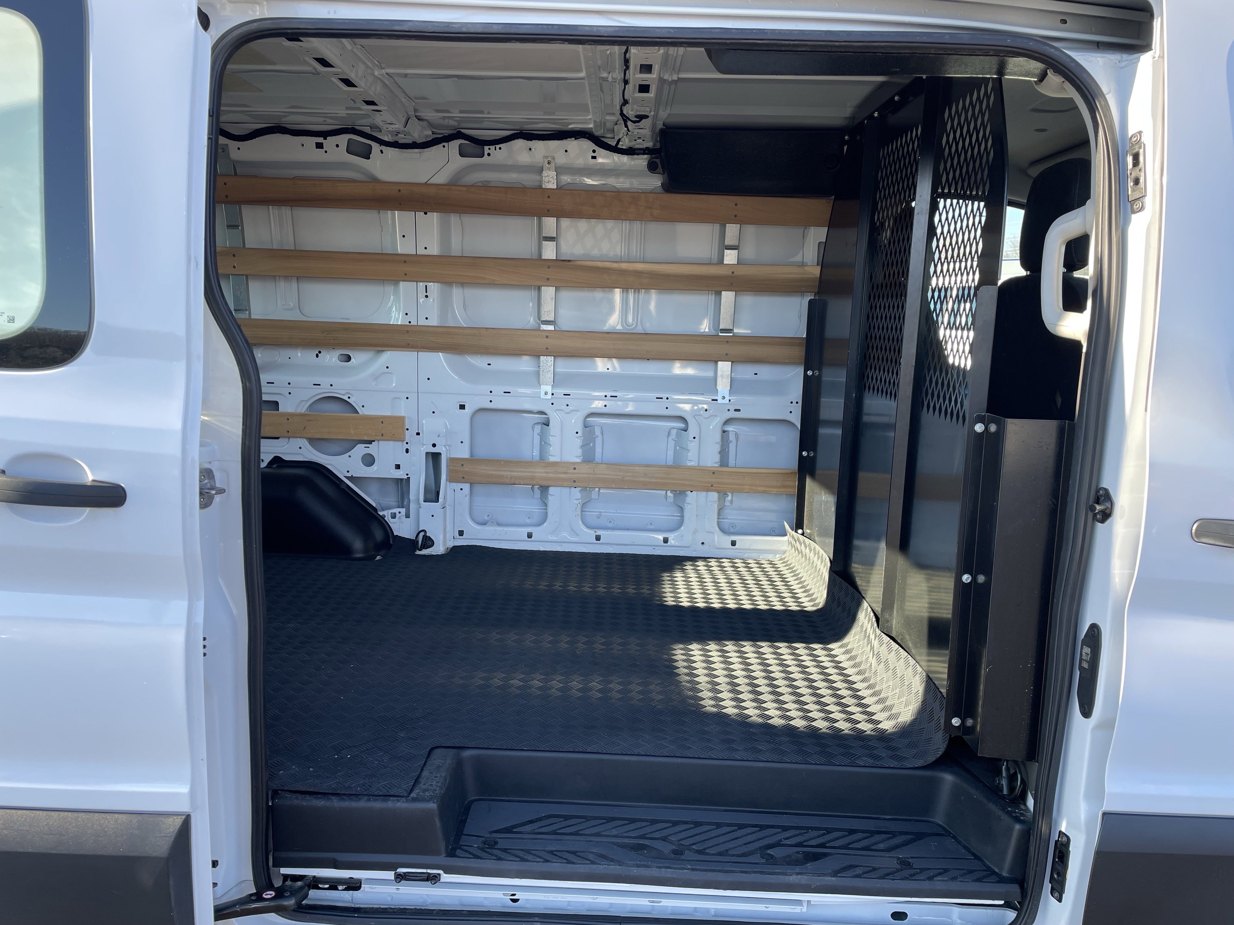 Used 2024 Ford Transit 250 Low Roof w/ Exterior Upgrade Package image 10