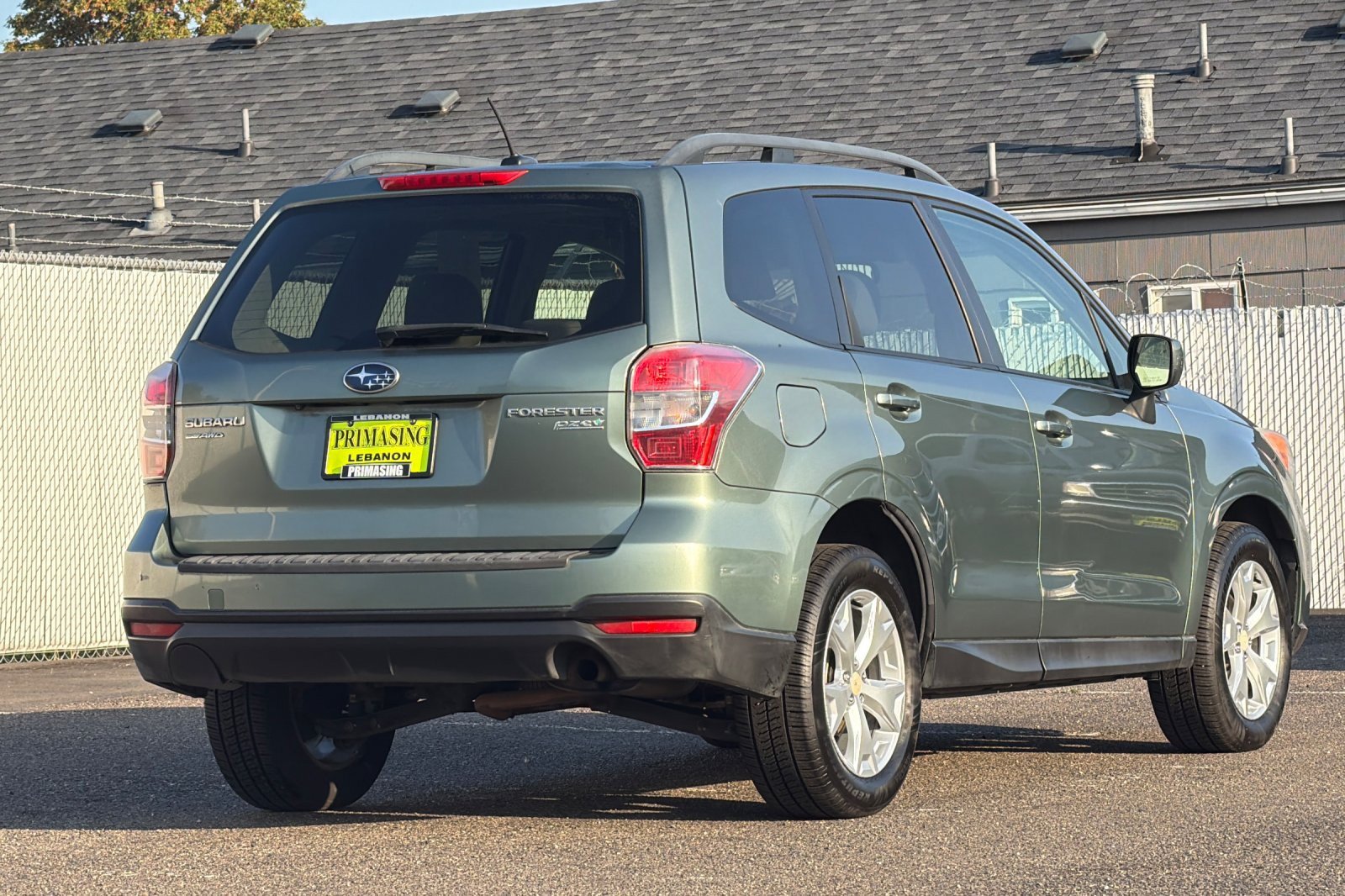 Used 2015 Subaru Forester 2.5i Premium AWD/4WD image 4
