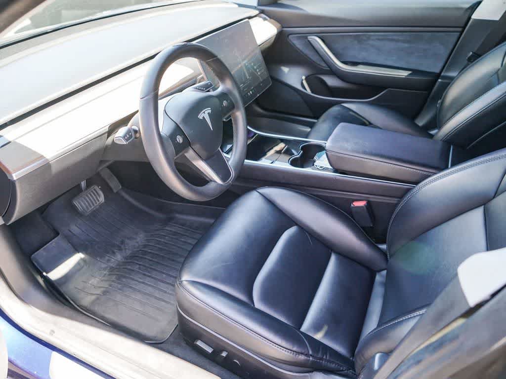 Used 2020 Tesla Model 3 Standard Range Plus RWD image 15