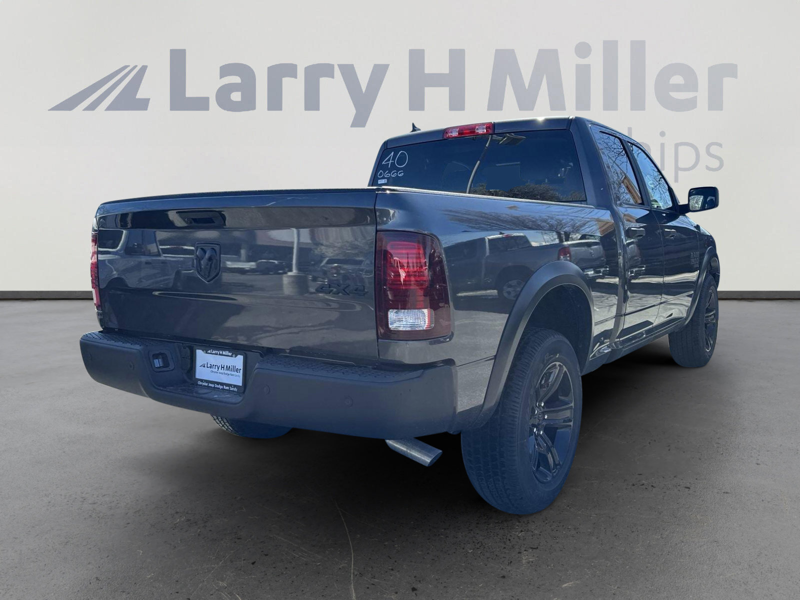 New 2024 RAM 1500 Classic Warlock w/ Electronics Group image 8