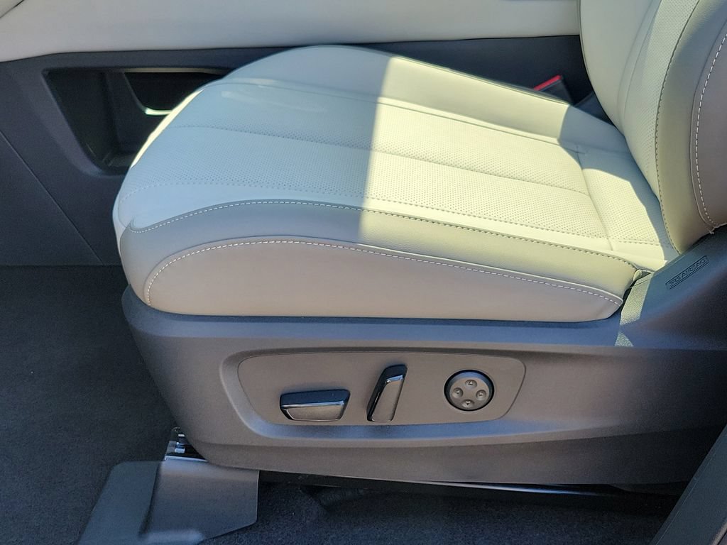 New 2027 INFINITI QX60 Luxe w/ Family Package AWD/4WD image 25