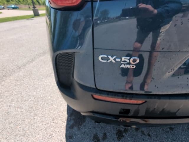 Used 2025 MAZDA CX-50 AWD 2.5 Hybrid w/ Premium Pkg image 8
