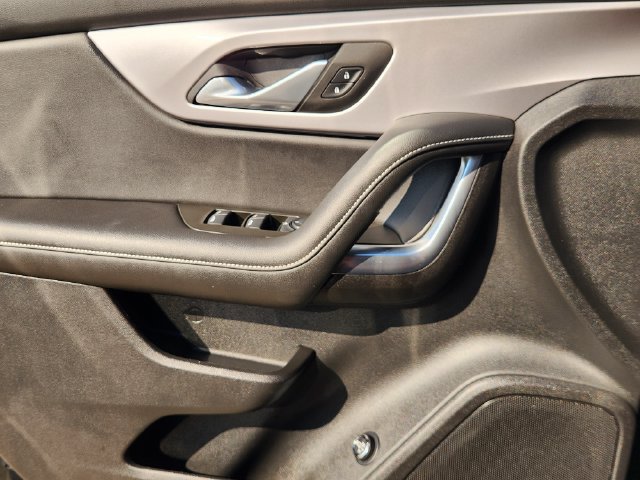 Used 2024 Chevrolet Blazer LT w/ Convenience Package FWD image 22