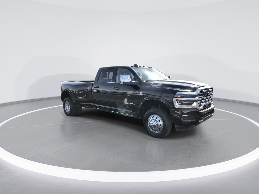 Used 2025 RAM 3500 Longhorn AWD/4WD image 2