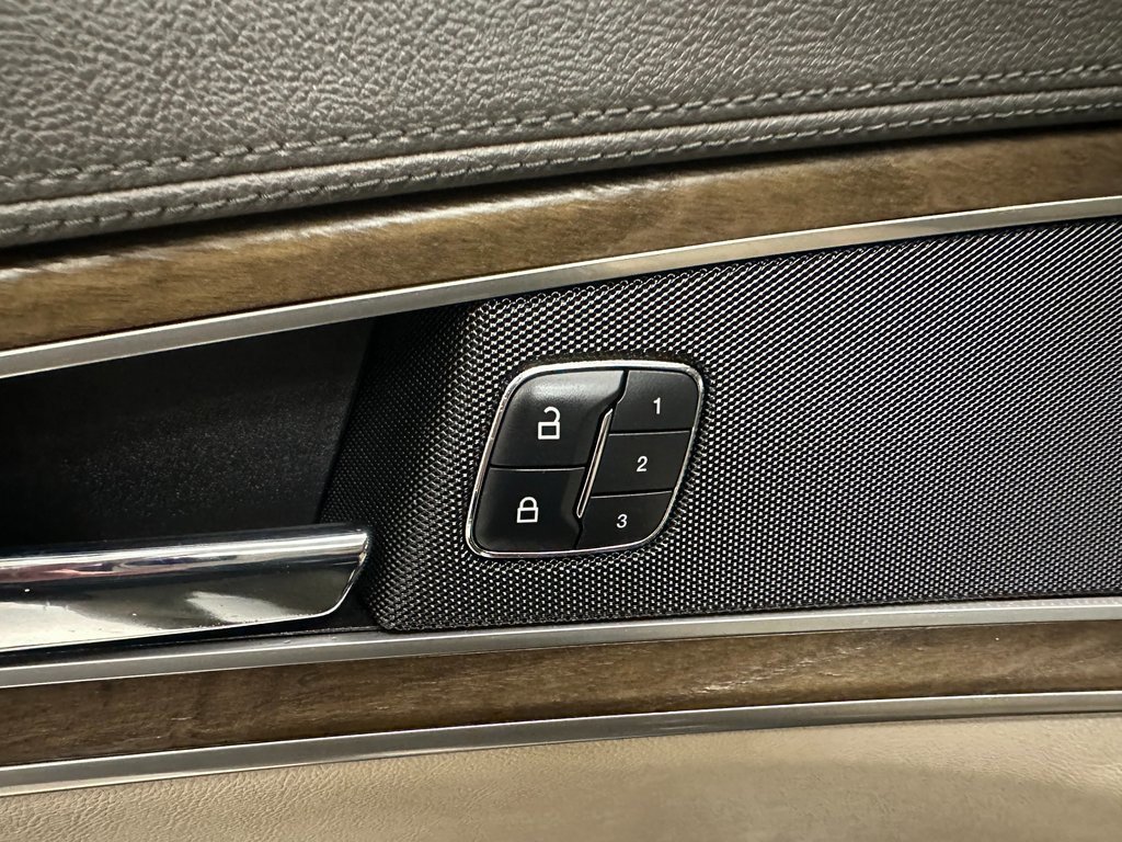 Used 2017 Lincoln MKX Select w/ Select Plus Package image 20