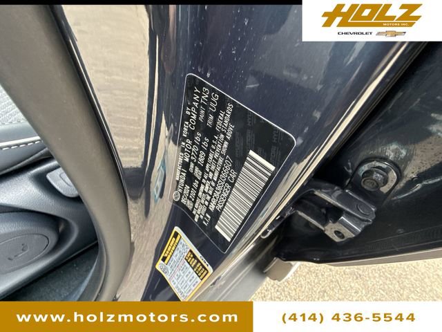 Used 2025 Hyundai Venue Limited image 33