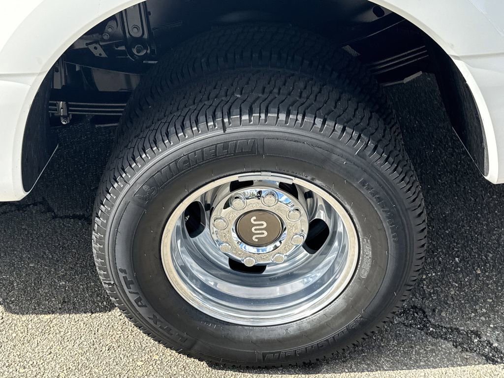 New 2026 Ford F350 King Ranch w/ Chrome Package image 19