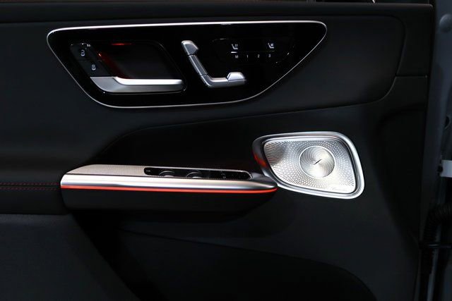 Used 2025 Mercedes-Benz GLC 43 AMG 4MATIC w/ Driver Assistance Package image 3