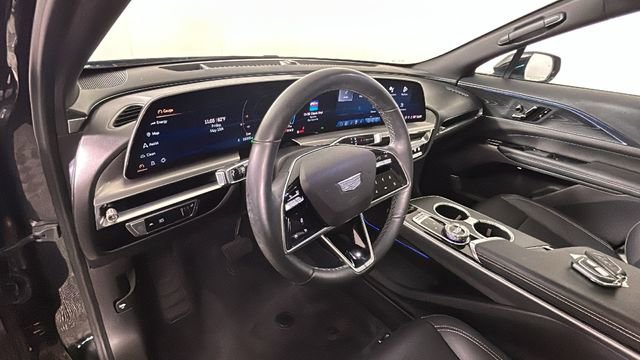 Used 2024 Cadillac Lyriq Luxury AWD/4WD image 14