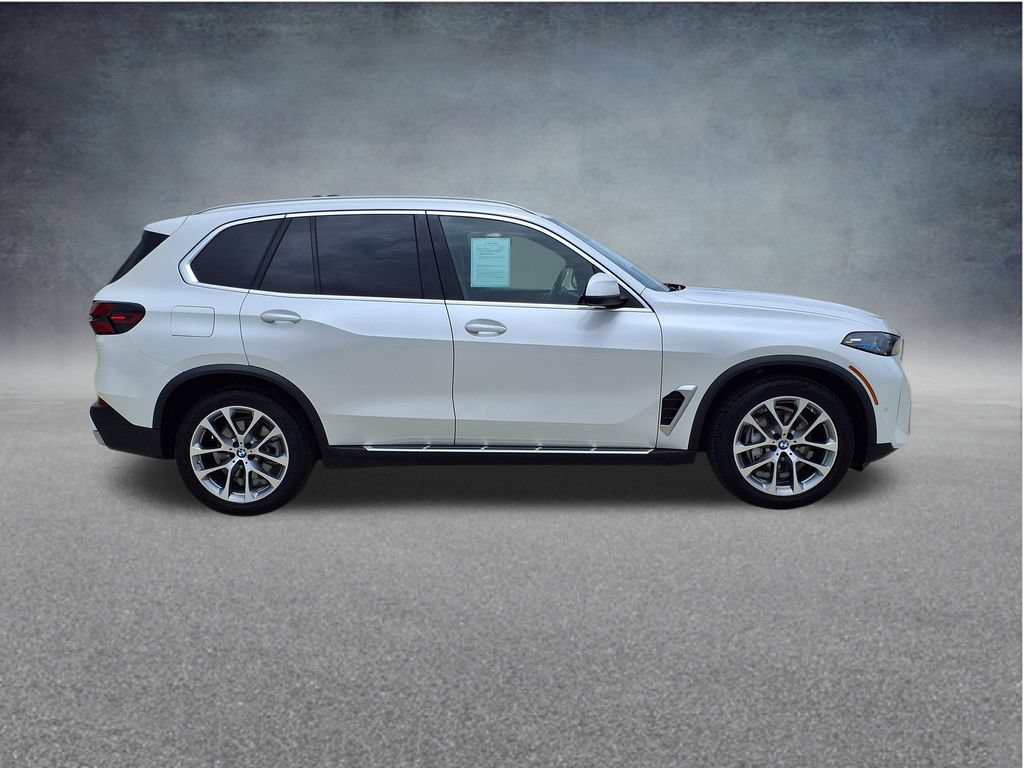 Used 2024 BMW X5 xDrive40i AWD/4WD image 10