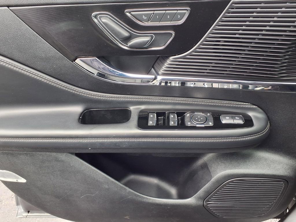 Used 2022 Lincoln Corsair AWD w/ Equipment Group 101A image 20