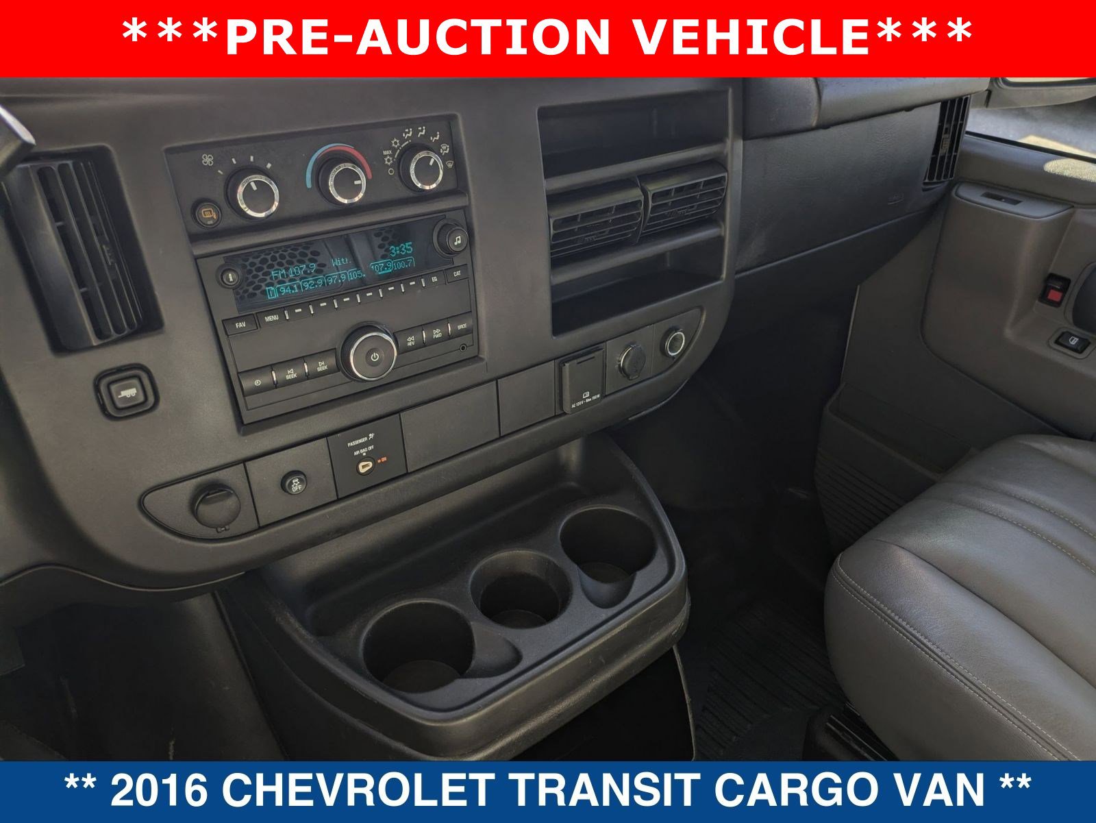 Used 2016 Chevrolet Express 2500 image 27