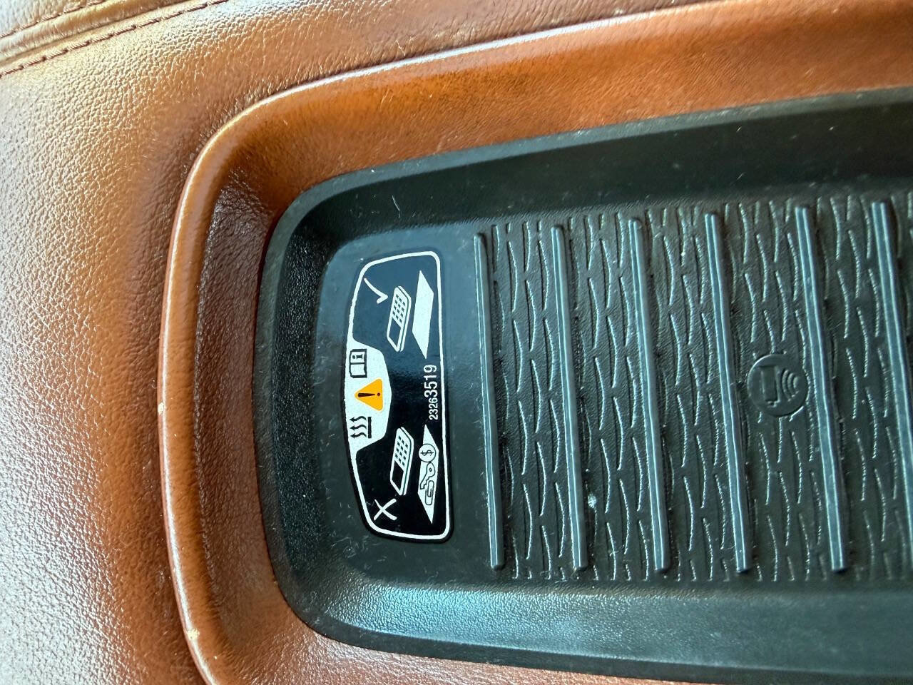 Used 2019 Cadillac Escalade Luxury image 31