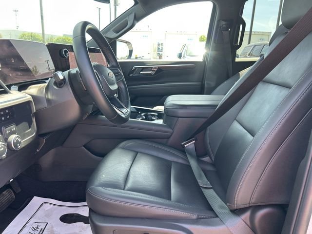 Used 2025 Chevrolet Tahoe LT AWD/4WD image 15