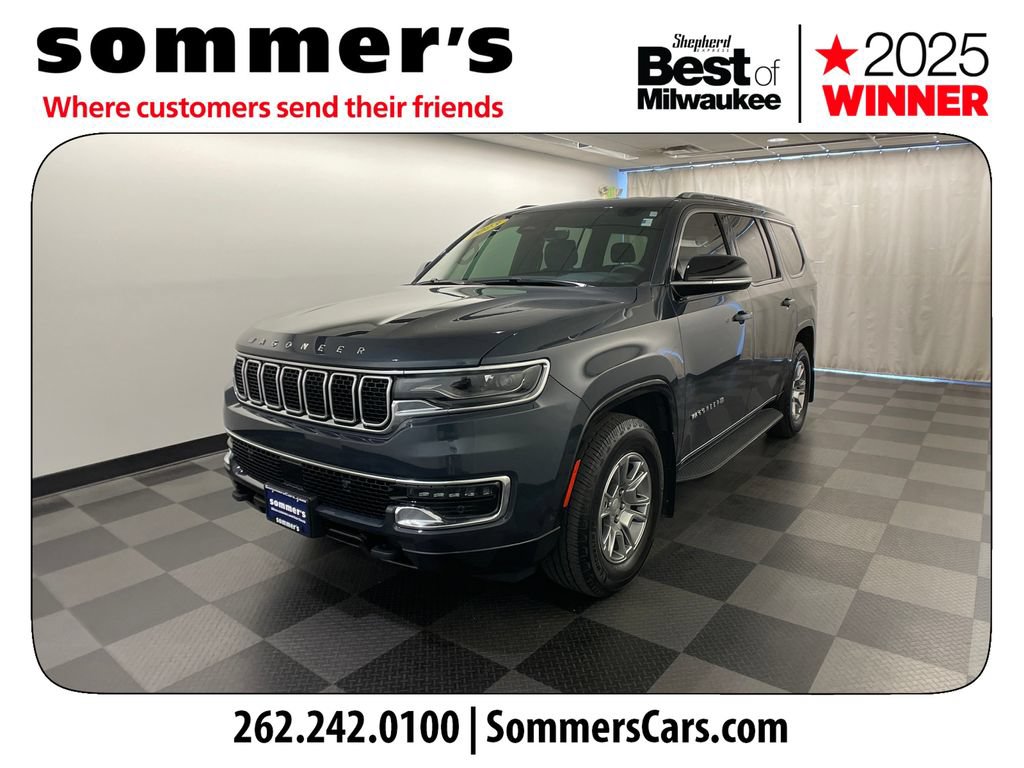 Used 2023 Jeep Wagoneer 4WD image 2
