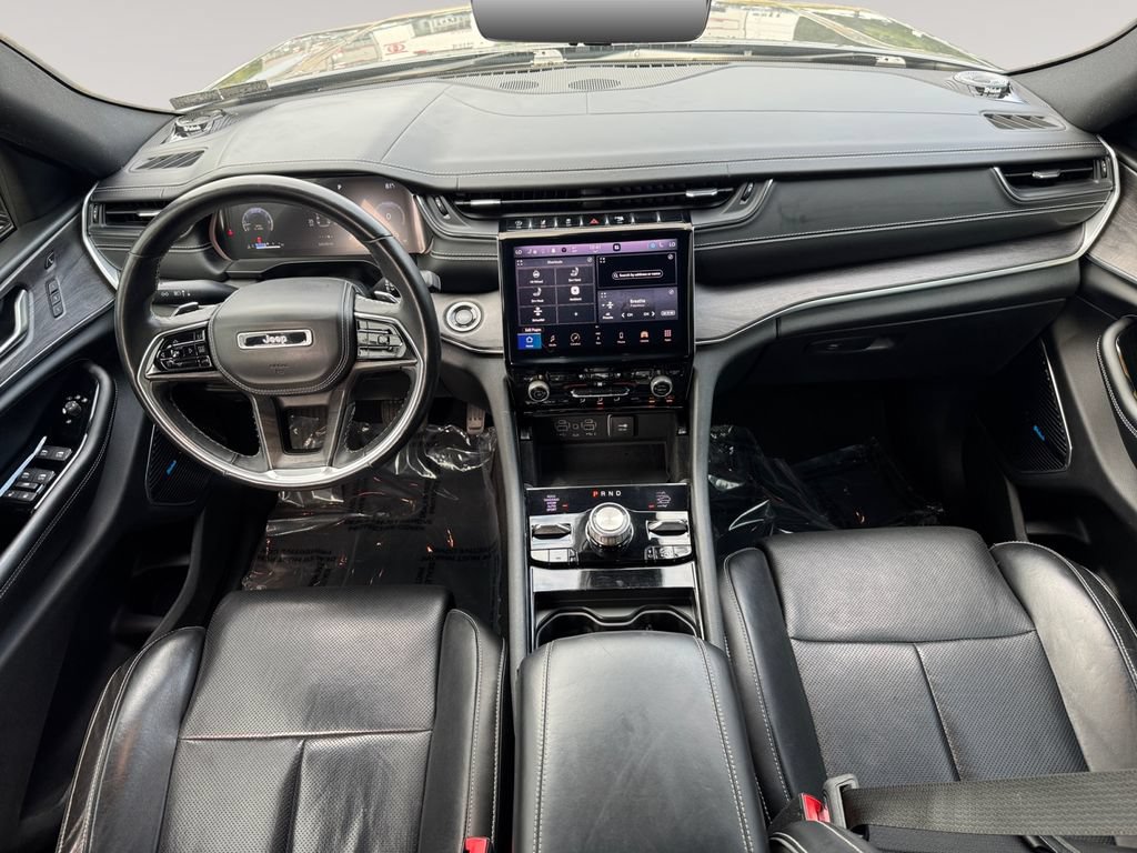 Used 2021 Jeep Grand Cherokee L Overland w/ Luxury Tech Group IV AWD/4WD image 10