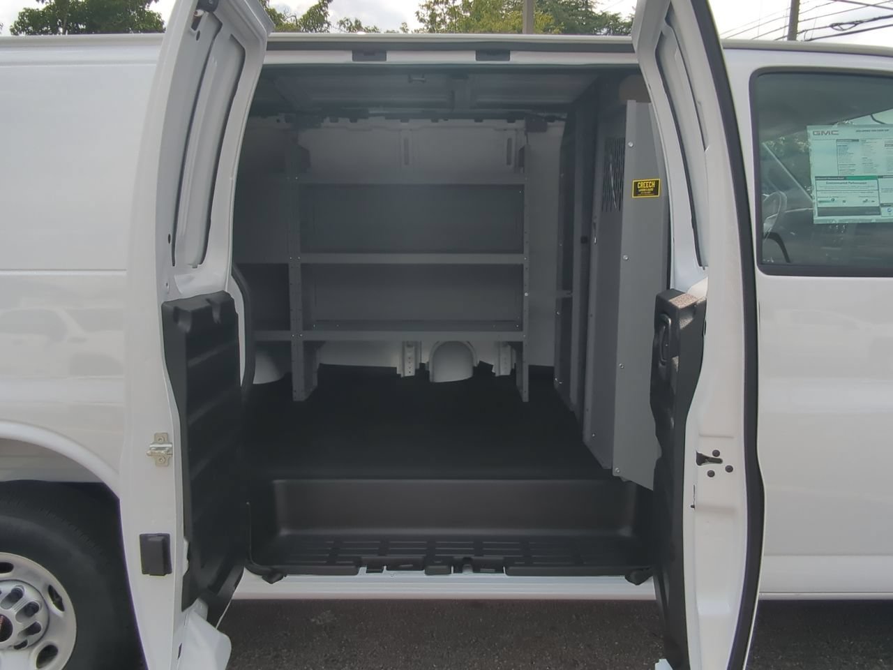 New 2025 GMC Savana 2500 Extended w/ Driver Convenience Package RWD image 31