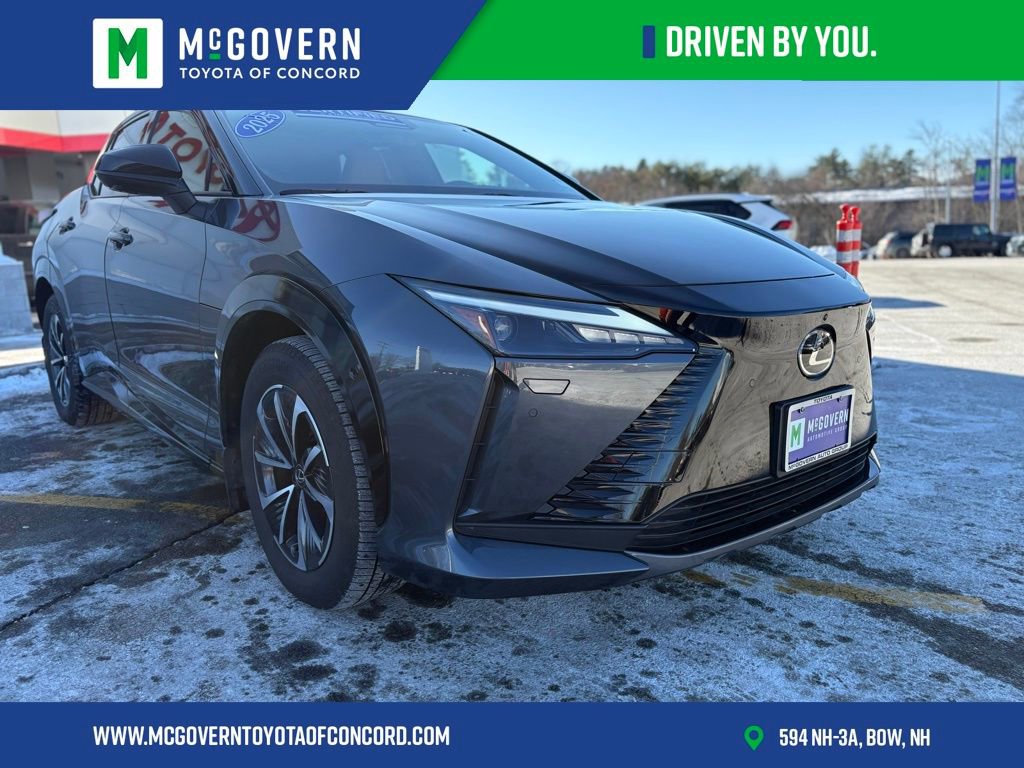 Used 2025 Lexus RZ 450e w/ Technology Package image 8