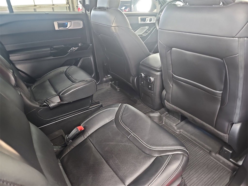 Used 2023 Ford Explorer ST w/ Equipment Group 401A image 11