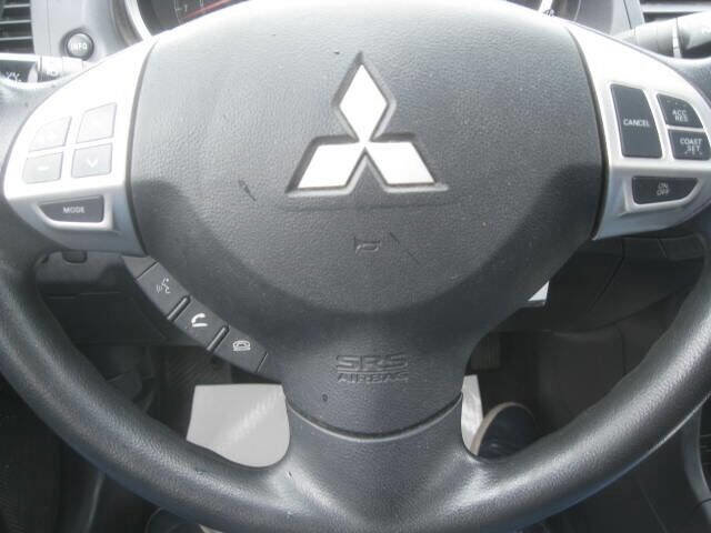 Used 2013 Mitsubishi Lancer SE image 15