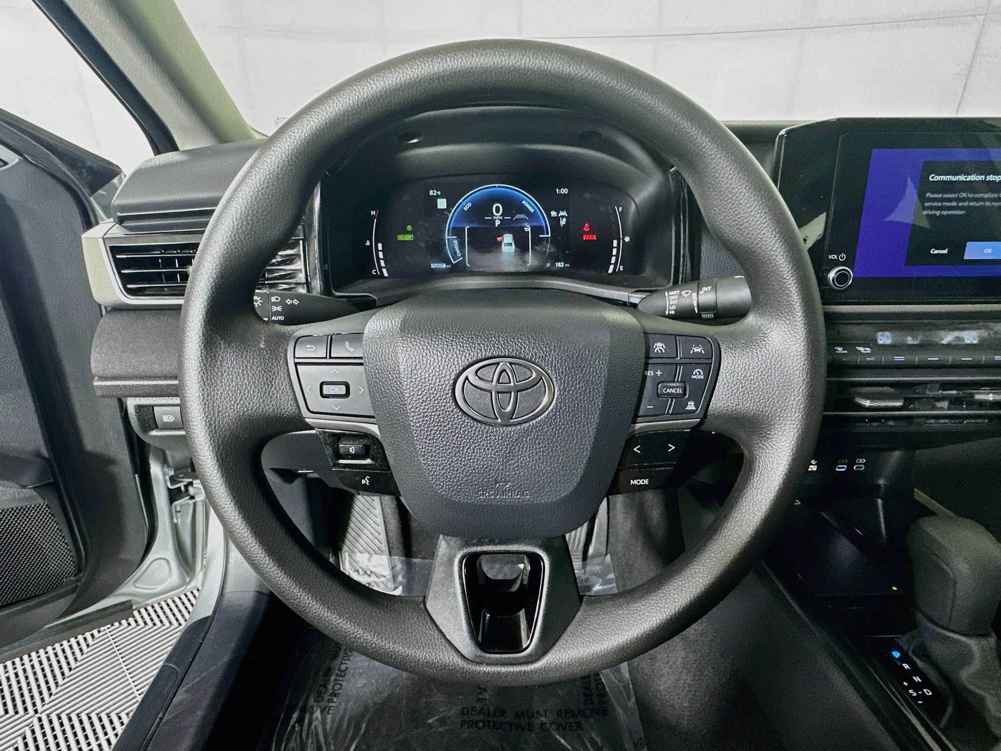 Used 2025 Toyota Camry LE w/ Convenience Package FWD image 15