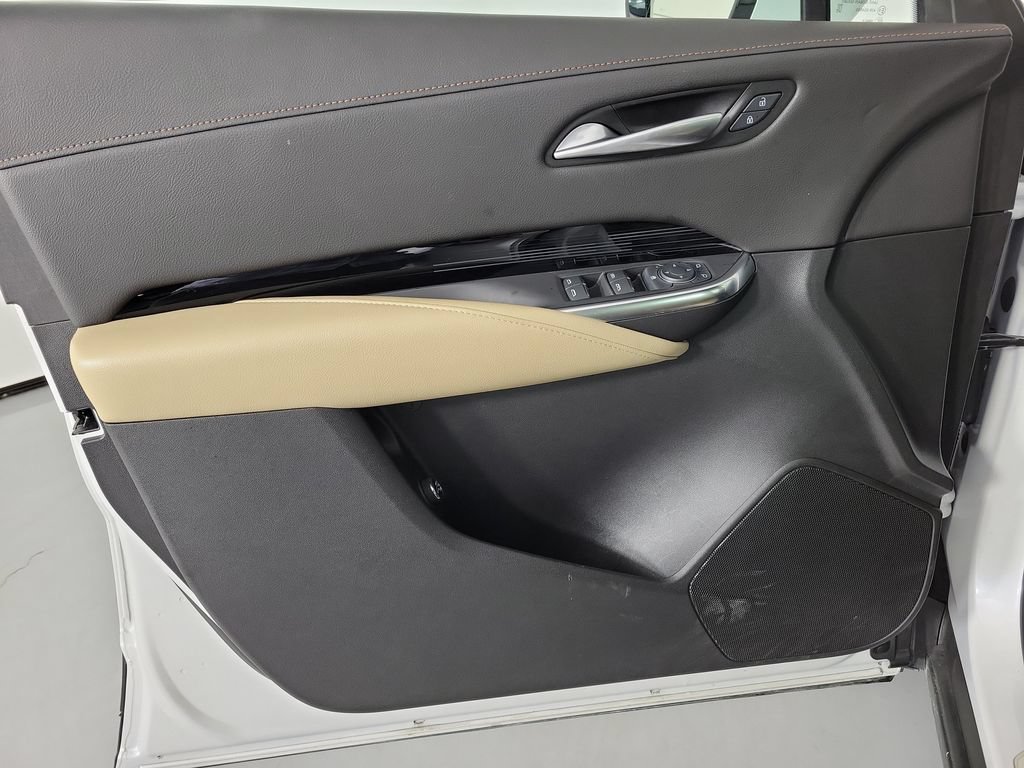 Used 2024 Cadillac XT4 Luxury FWD image 18