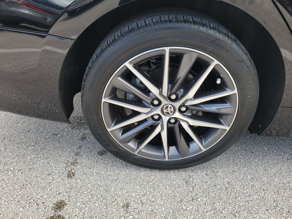 Certified 2023 Toyota Camry XLE FWD image 30